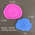 Stampi in silicone per foglie di loto blu e rosa con venature realistiche e dimensioni - Foglia di Loto Grande