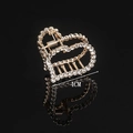 Détail de la pince à cheveux cœur dorée de 4 cm ornée de strass blancs brillants - Full Strass Cœur 4CM Pince à Cheveux