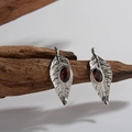 Orecchini a foglia in argento vintage con pietre di granato rosso scuro per donne - Orecchini / Argento / Granato
