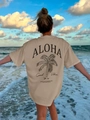 Oversized βαμβακερό μπλουζάκι χακί με στάμπα Aloha στην πλάτη σε ηλιοβασίλεμα - S / Ανοιχτό χακί