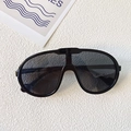 Classic retro black oversized sports sunglasses for boys with dark gray lenses - Black