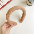 Plush light brown padded headband for women with soft faux fur texture and sweet style - Khaki