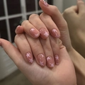Short round pink star press-on nails featuring glossy nude finish and hand modeling - Pink Star Style (JP3743)