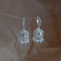 Boucles d'oreilles Jhumka vintage en argent avec zircons et perles blanches - Hollow Bell Pearl Tassel (54#) / Argent