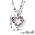 Detalle del colgante de corazón plateado de 1,4cm x 1,3cm con cadena ajustable de 45cm - Plateado (N01219-5A)