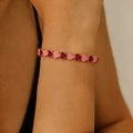 Elegante set de pulseras de corazón con dijes de esmalte rojo y rosa dorados - Brazalete de Corazón Degradado (11506)