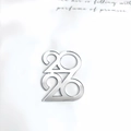 Macro shot of silver 2023 number cake topper in mirrored acrylic for New Year party - 2023 Style / 1.3mm / Silver