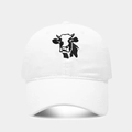 Détail de la broderie de vache sur une casquette en coton lavé blanc pur - Réglable / Blanc