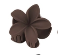 Pince à cheveux fleur de frangipanier marron mat avec design couleur bonbon 4 cm - Café Foncé Mat