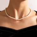 Elegante collar de una sola capa con perlas blancas redondas en el cuello - Collar de Perlas Clásico Choker