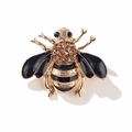 Vintage Bienenbrosche aus Gold mit schwarzem Emaille und funkelnden Strasssteinen auf Weiß - Kleiner Bienenstil (xz4347)