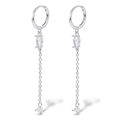 Orecchini a pendente in argento S925 con zirconi bianchi su uno sfondo bianco - Zircone Bianco - Placcato Argento