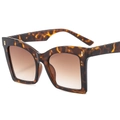 Cat eye butterfly tortoise sunglasses with brown gradient lenses and golden metal trim - C4 Leopard Frame Gradient Tea Lens