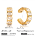 Vergoldeter C-Ohrklemmen aus Edelstahl mit quadratisch geschliffenen Zirkonia-Steinen - Quadratischer Strass-Stil (JDE0311129)