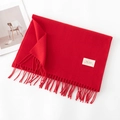 Sciarpa rossa effetto cashmere con eleganti frange ed etichetta del marchio - Senza Etichetta / Rosso