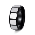 Anello da uomo in acciaio al titanio con finiture metalliche spazzolate nere e argento - US 6 / Nero