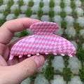 Pink and white checkered claw clip for long hair with a stylish large half-moon design - Pink Plaid