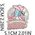 Ροζ κεντημένο Barbie καπέλο καουμπόη για τσάντες και μπουφάν, 5,8 εκ. x 5,1 εκ. - W11NZ-12-16