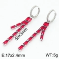 Pendientes de flecos plateados con piedras de circón rojo y chapado en oro de 18K - Borla Roja Plateada (KE108821-KFC)