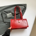 Fashionable red square shoulder bag in glossy oil-wax leather with gold metal buckle - Red