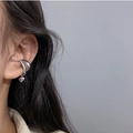 Silberne mehrlagige Ohrmanschette mit Herzanhänger und Zirkonia für Damen - Clip-on (Einzeln) / Silber