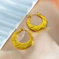 Polygonal 18k gold-plated stainless steel earrings with a twisted hammered texture - Twisted Polygon Style (EH261)