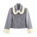 Giacca corta in lana grigia con collo e polsini in ecopelliccia crema, sfondo bianco - S / Blazer Grigio