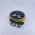Eleganter Schmetterling-Brosche mit funkelnden Zirkonia-Steinen in Grün und Weiß - Grün-Weißer Stil (#2)
