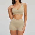 Completo yoga kaki da donna con reggiseno sportivo e pantaloncini a vita incrociata - Taglia S / cammello chiaro