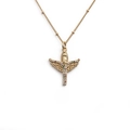 Gouden Maria engel hanger ketting met kleurrijke strasstenen en vleugelontwerp - Gevleugelde Engel Gekleurde Zirconia Hanger