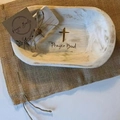 Detail of white wooden heart prayer bowl with cross engraving and blessing cards - Rectangular White Bowl