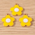 Tre ciondoli a forma di margherita in smalto giallo e bianco con placcatura in oro DIY - Giallo