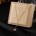 Elegante collana a Y in acciaio inossidabile dorato con ciondoli a doppio cuore su scatola - Stile Cuori Intrecciati Oro (N3146)