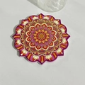 Sous-verre en céramique avec motif mandala violet et rouge et dorure bohème - Rose Violet Mandala