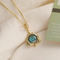 Exquisite goldene Teufelsauge Halskette mit blauem Auge und Zirkon auf einer Boxkette - Spaten Blaues Auge Stil
