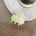 Mini acetate hair claw clip in gradient light green and cream white for women - Iridescent Green