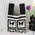 Borsa tote in maglia con motivo a farfalla bianco e nero per confezioni regalo - Farfalla Quadrata