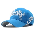 Hellblaue Baseballkappe mit weißer Finally 3D-Stickerei und F-Detail an der Seite - Blau