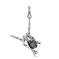 Makrodetail der gotischen S925 Sterlingsilber Skeletthand mit Pik-As-Anhänger Motiv - 925er Silber / PNC0038 (Nur Anhänger)