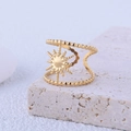 Anello solare dorato in acciaio inossidabile a doppio strato su pietra bianca vintage - US 7 / Oro