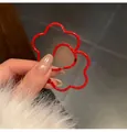 Orecchini a cerchio rossi a forma di fiore oversize con finitura opaca minimalista - Rosso