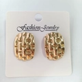 Rectangle stud earrings in 18K gold plated stainless steel with textured woven pattern - Checkerboard / 18K Gold