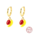 Détail de boucles d'oreilles en argent S925 doré avec pendentifs pastèque et banane - Argent 925 / Or-Pastèque Banane