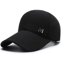 Casquette de baseball en toile noire classique avec un détail lettre M en métal argenté - Taille unique / Noir