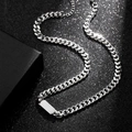 Bracciale minimalista a catena cubana argentata con targhetta rettangolare su nero - Collana / 50+5cm