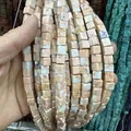 Perles carrées en pierre naturelle beige avec veines brunes et bleues pour bijoux - 4x4mm (Environ 38cm Fil) / Pierre Impériale Rose Clair
