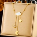 Collier en acier inoxydable doré avec pendentifs nuage, étoile, lune et goutte d'eau - Style Nuage Étoile Lune Goutte d'eau (N2820)