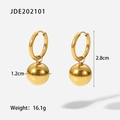 18K goud vergulde roestvrijstalen oorringen met bolvormige hanger, minimalistische stijl - Gouden Bal Hanger Stijl (JDE202101)