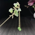 Traditionelle chinesische Gold-Haarnadel mit grüner Blüte und eleganten langen Quasten - Hellgrüne Blume Quaste Stil (5618) / Grün