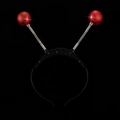 Detail von rotem Glitzer-Haarreif mit Sprungfedern-Antennen und LED-Batteriefach für Halloween - Rot